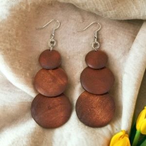 Wood drop earrings